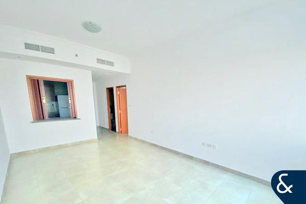 Large | One Bedroom | Golf Course View
